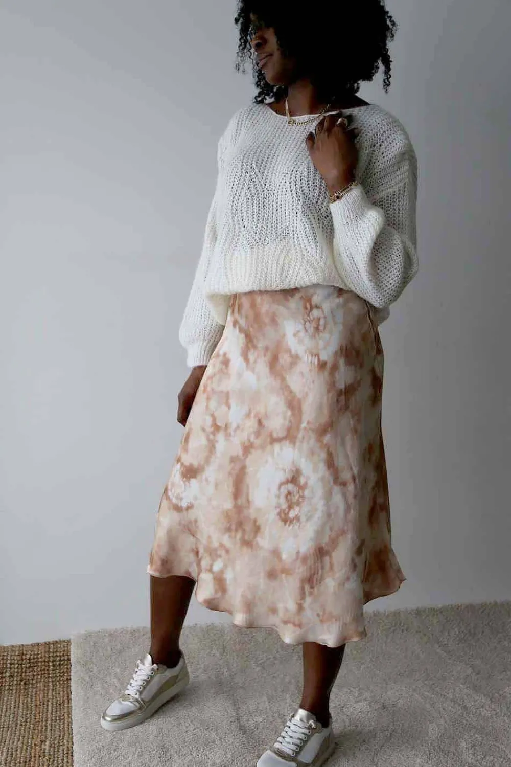 Outlet Jupe Midi Satinee Ecru Gina Femmes Jupe