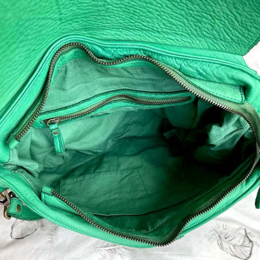 Discount Sac Besace Cuir Vert Pomme Ninon Femmes Sac Format A4 Et +