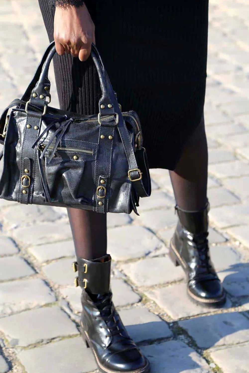 Sac Noir Eloane Midi Femmes Sac Porte Epaule Avec Sangle